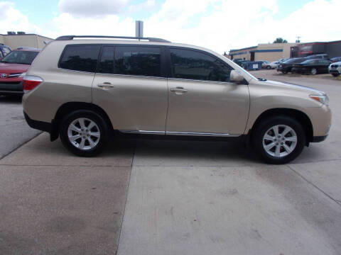 2012 Toyota Highlander SE