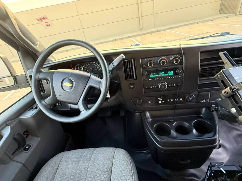 2021 Chevrolet Express 2500