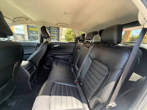2020 Ford Edge SEL