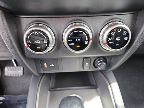 2025 Mitsubishi Outlander Sport ES