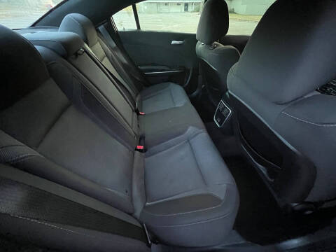 2018 Dodge Charger SXT Plus