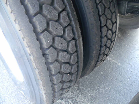 2022 Freightliner M2 106