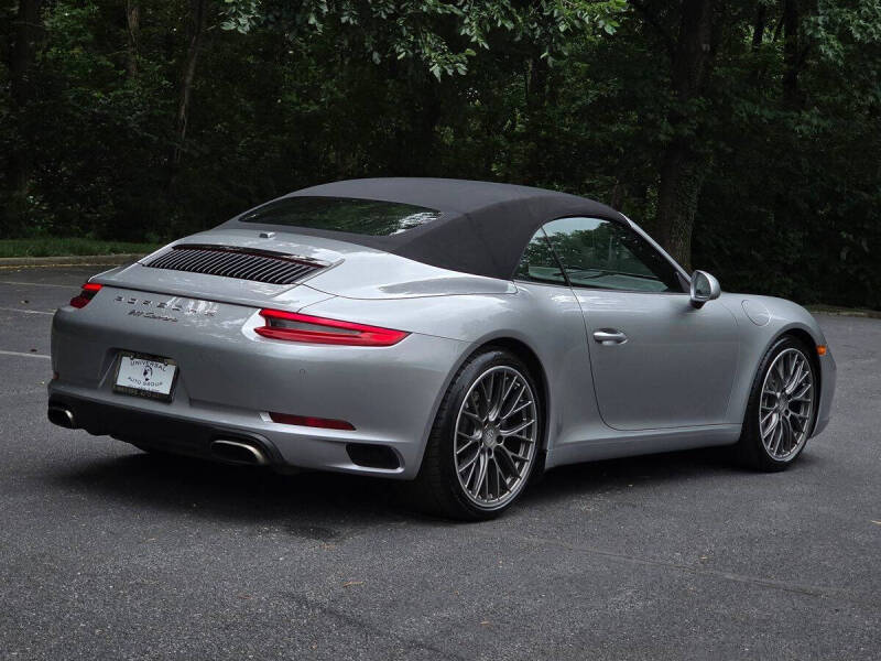 2018 Porsche 911 Carrera