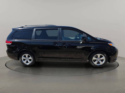 2014 Toyota Sienna