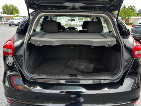 2017 Ford Focus SE