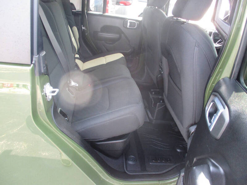 2021 Jeep Gladiator Willys