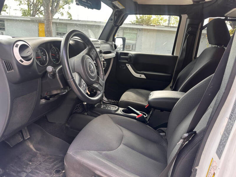 2017 Jeep Wrangler Unlimited Sport S