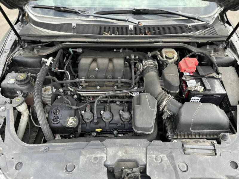 2014 Ford Taurus SEL