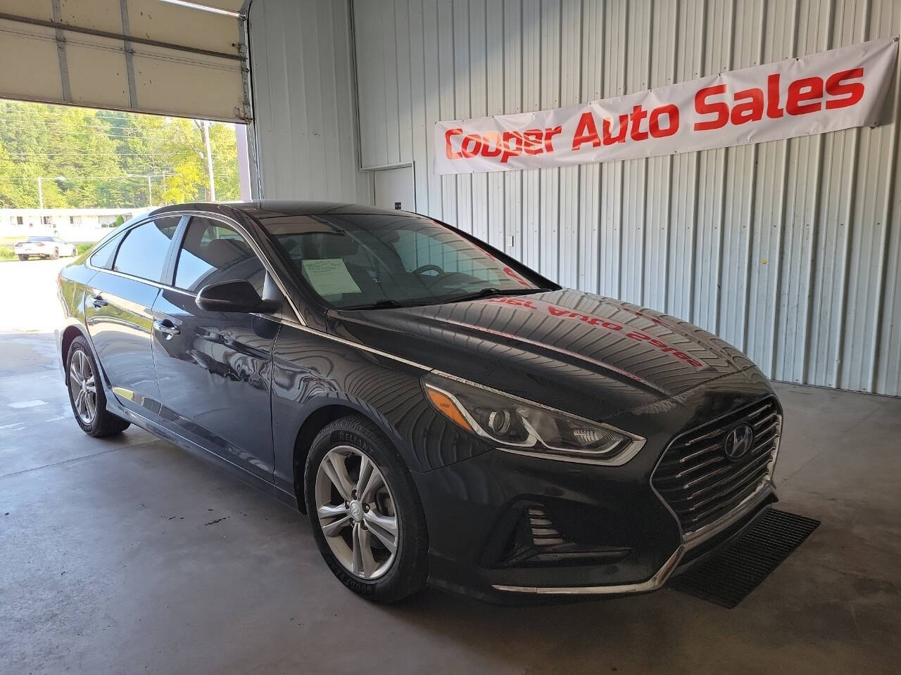 2018 Hyundai SONATA for sale at COOPER AUTO SALES in ONEIDA, TN