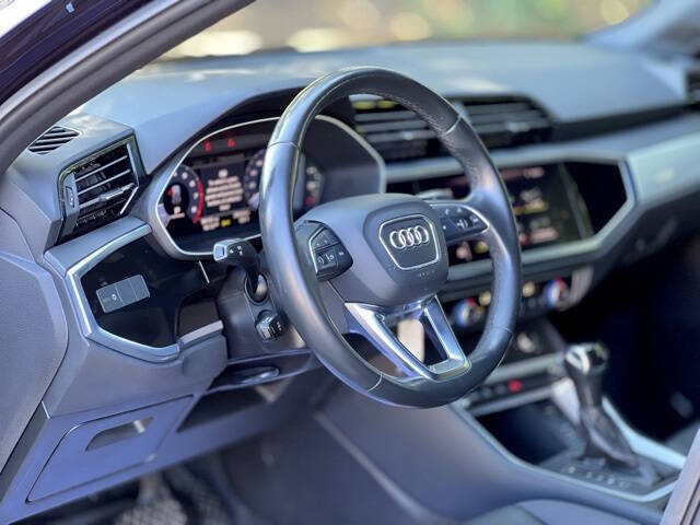 2021 Audi Q3 quattro Premium 40 TFSI