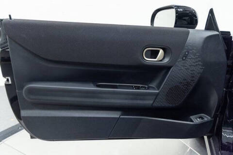 2025 MINI Hardtop 2 Door Cooper Signature Trim