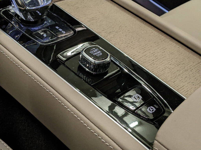 2026 Volvo XC90 B6 Plus 7P