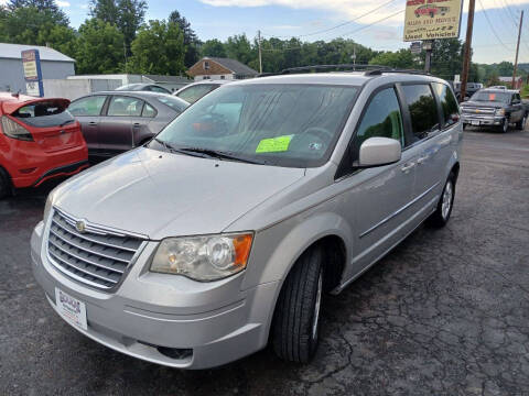 2010 Chrysler Town and Country Touring