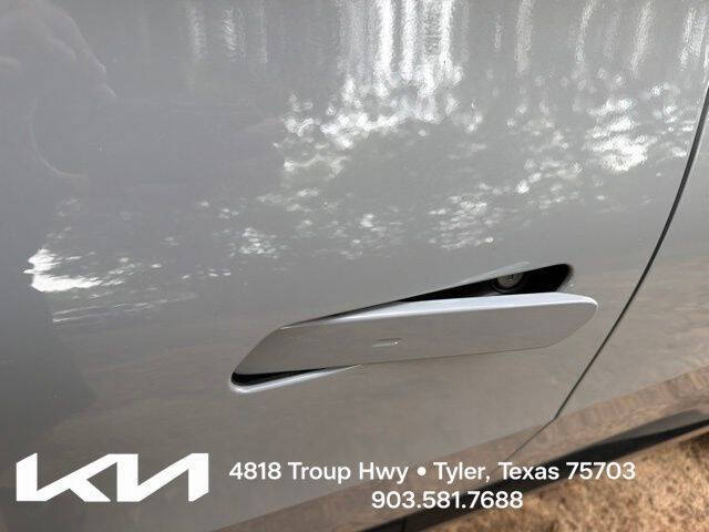 2025 Kia EV6 Wind