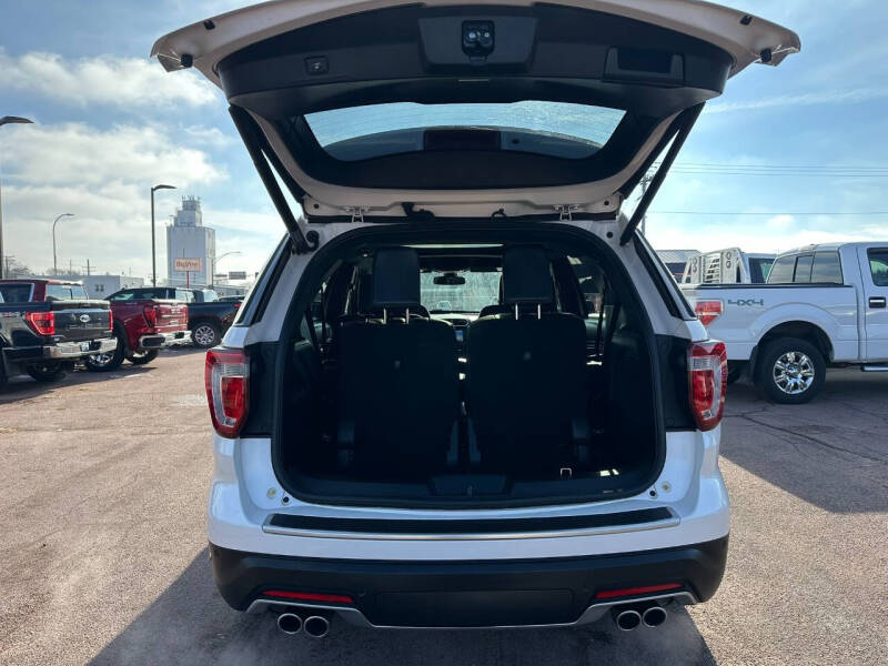 2018 Ford Explorer Platinum