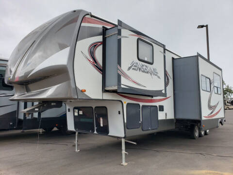 2017 Forest River vengeance 394V13