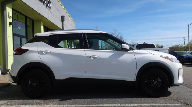 2023 Nissan Kicks SV