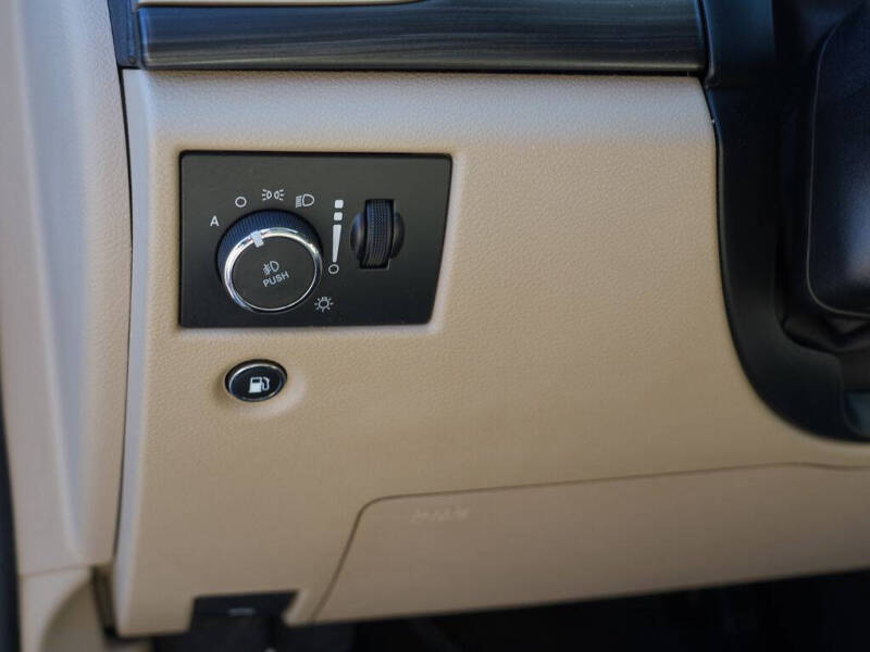 2019 Jeep Grand Cherokee Laredo E