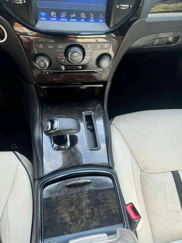 2014 Chrysler 300