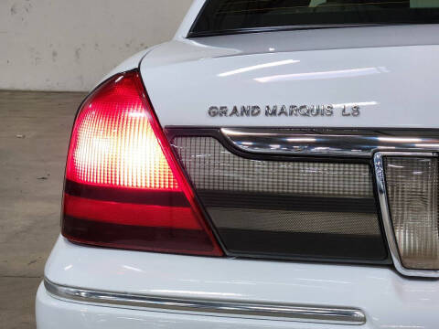 2009 Mercury Grand Marquis LS