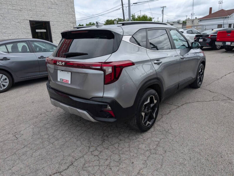 2025 Kia Seltos EX