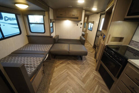 2021 Cruiser RV shadow  Cruiser