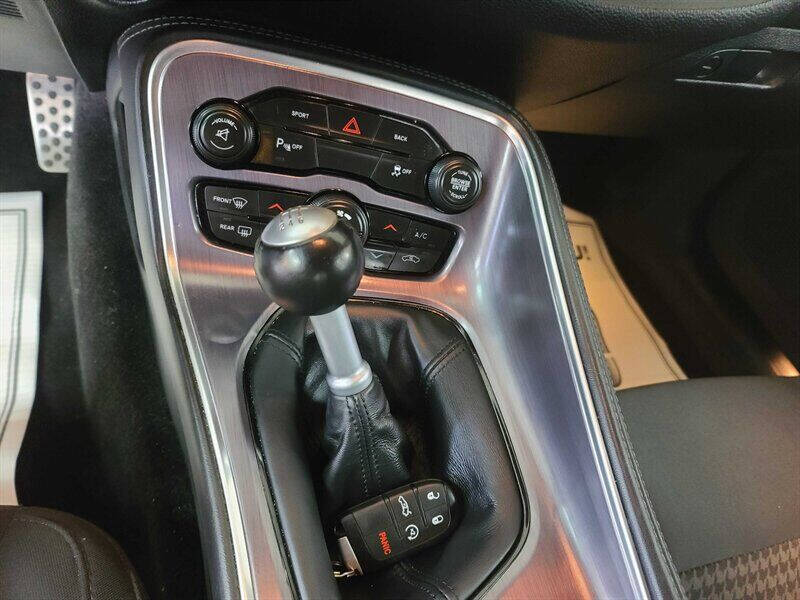 2015 Dodge Challenger R/T