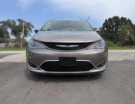 2018 Chrysler Pacifica Touring L
