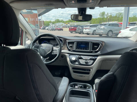 2019 Chrysler Pacifica Touring Plus