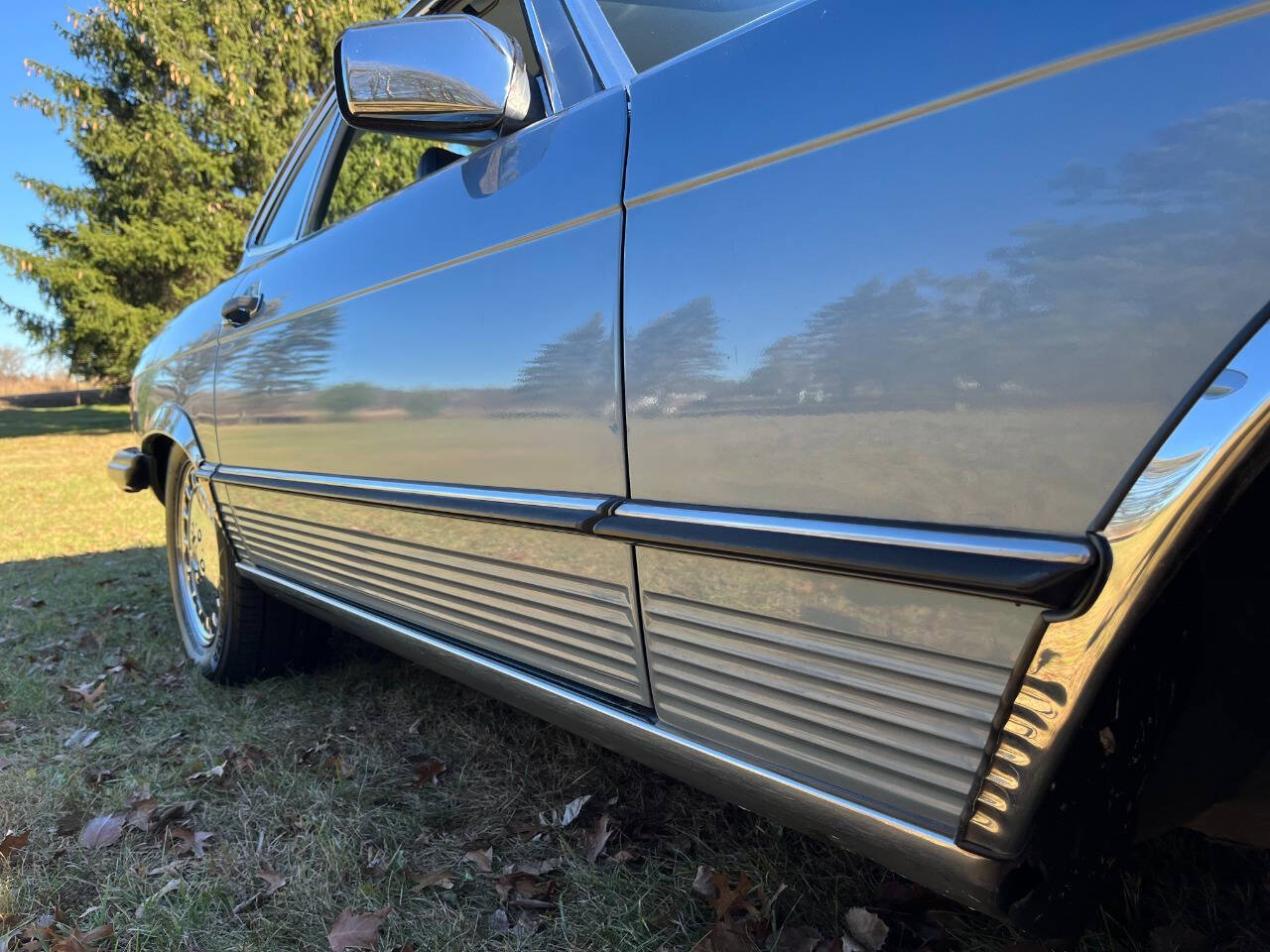 1986 Mercedes-Benz 560-Class 88