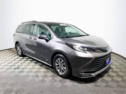 2021 Toyota Sienna for sale at Royal Moore Custom Finance in Hillsboro OR