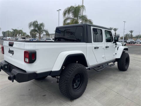 2021 Jeep Gladiator Sport