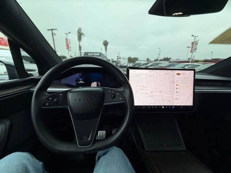 2023 Tesla Model X Standard Range