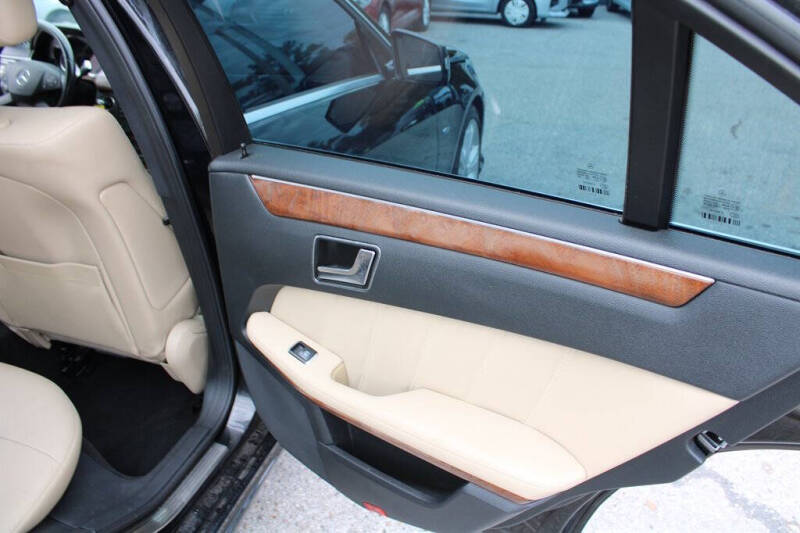 2012 Mercedes-Benz E-Class