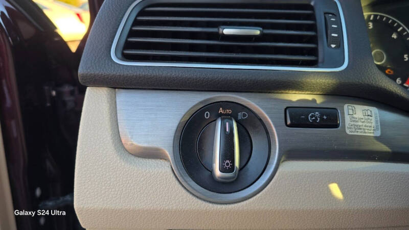 2014 Volkswagen Passat 2.0L TDI SE