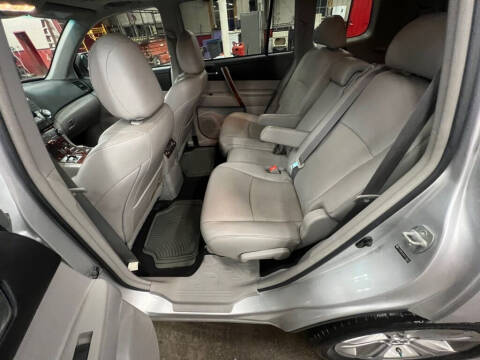 2012 Toyota Highlander Limited