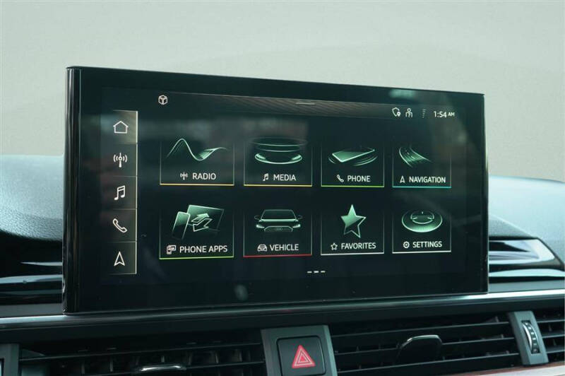 2022 Audi A4 quattro Premium 40 TFSI