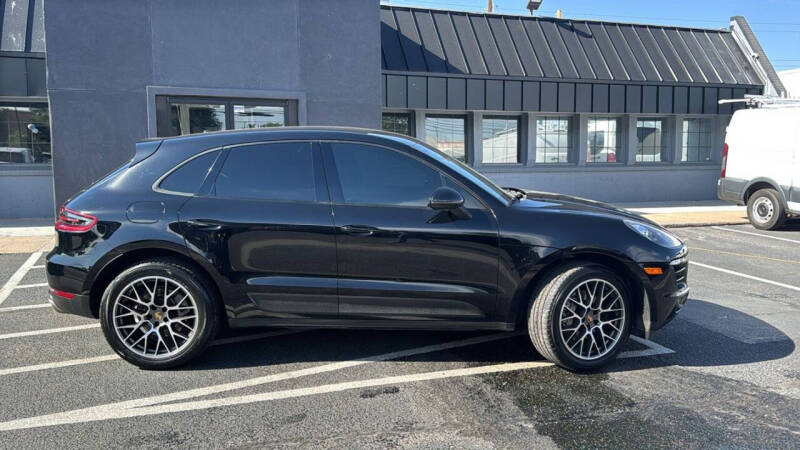 2016 Porsche Macan S