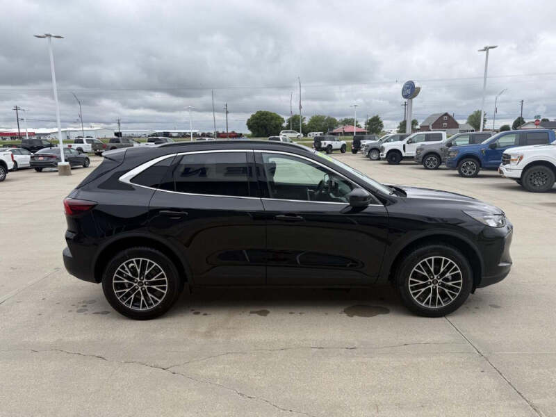 2025 Ford Escape Plug-In Hybrid PHEV