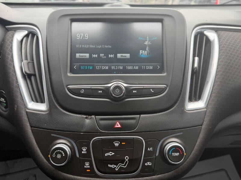 2017 Chevrolet Malibu LT