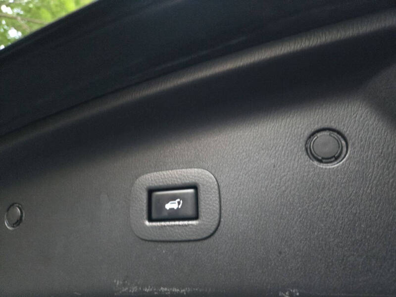 2011 Infiniti QX56