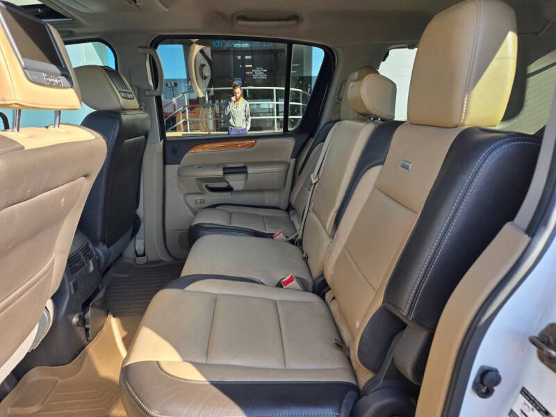 2014 Nissan Armada