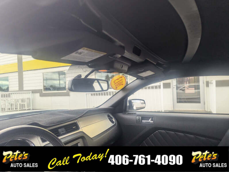 2013 Ford Mustang V6 Premium