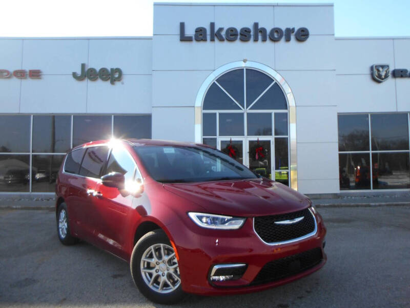 2026 Chrysler Pacifica Select