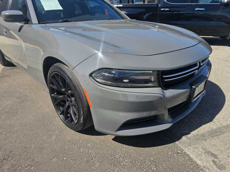 2017 Dodge Charger SE