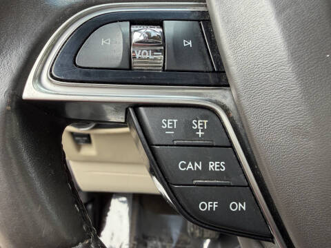 2019 Lincoln Nautilus Select
