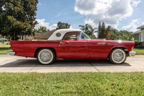 1957 Ford Thunderbird