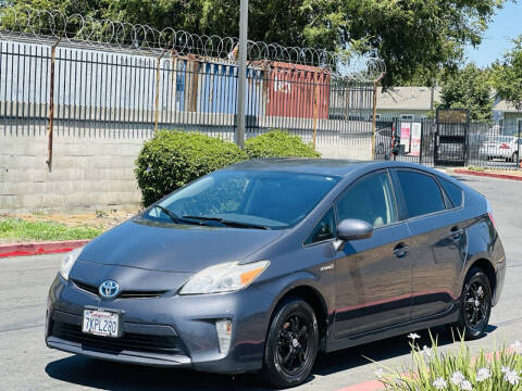 2015 Toyota Prius for sale at United Star Motors in Sacramento CA