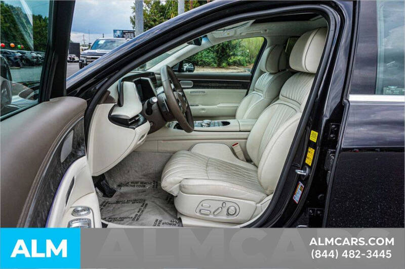 2023 Genesis G90 3.5T e-Supercharger