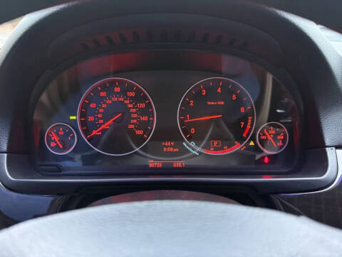 2013 BMW 5 Series 528i